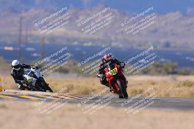 media/Dec-17-2023-CVMA (Sun) [[bf0c04832d]]/Race 2 Amateur Supersport Open/